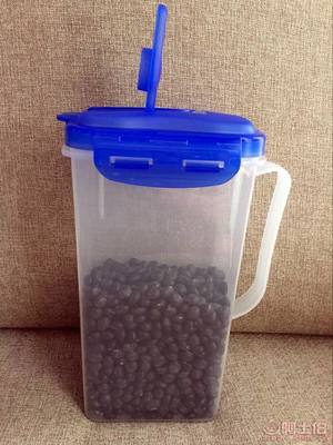 【永晶廠家直銷加厚廚房五谷雜糧收納罐帶手柄塑料冷水壺防潮食品密封罐8066】臺(tái)州市黃巖永晶塑料廠 - 產(chǎn)品庫