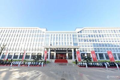 扎根生長(zhǎng),不做行業(yè)的浮萍!綠佳集團(tuán)2024年全國(guó)經(jīng)銷商峰會(huì)圓滿召開(kāi)!